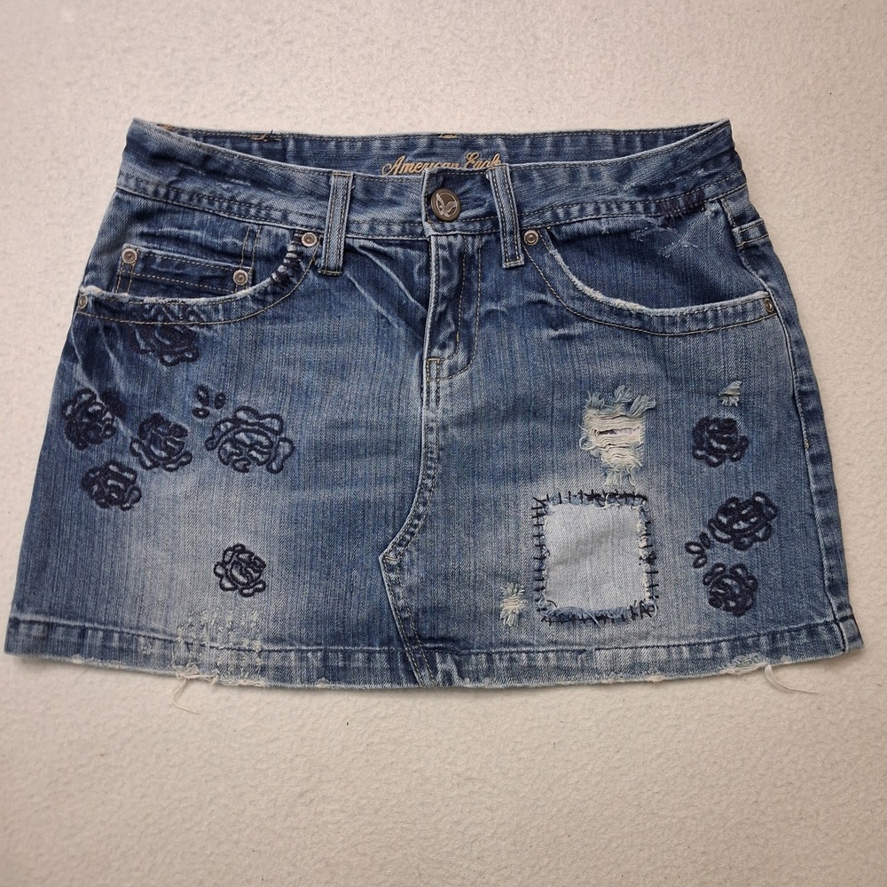 American Eagle Denim Mini Skirt Size 4 Embroidered Floral Distressed Y2K Boho